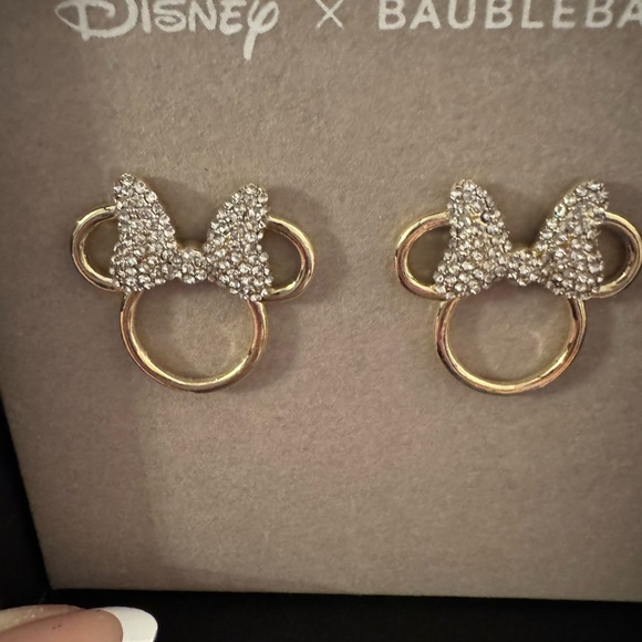 BAUBLEBAR DISNEY MINNIE GOLD SILHOUETTE EARRINGS WITH BLINGED OUT BOW - Picture 5 of 6